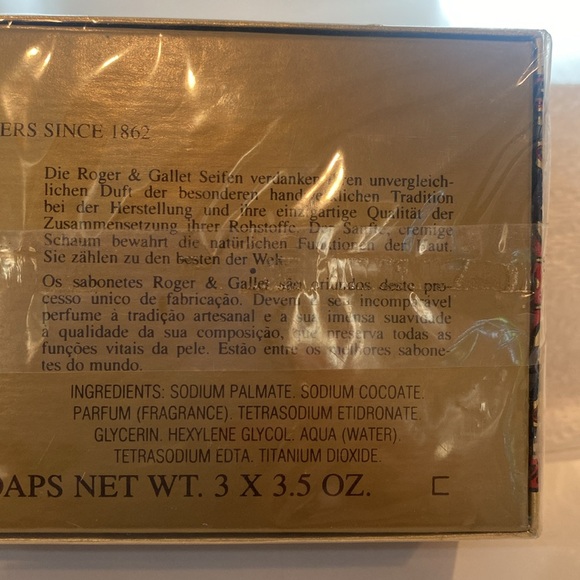 Roger & Gallet Box of 3 Sandal Wood Scented Soaps 3 @ 3.5 Oz each VTG SEALED NWT - Picture 12 of 14